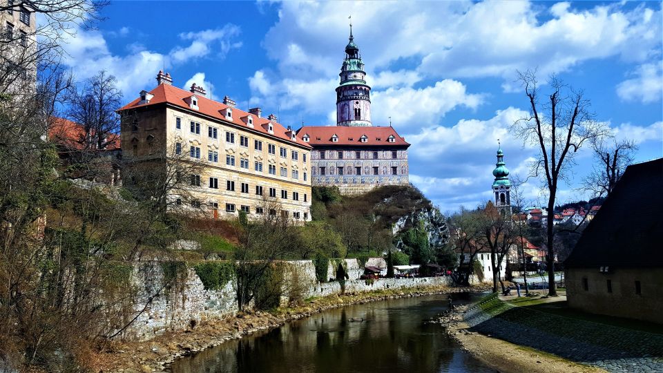 From Vienna: Cesky Krumlov Small Group Day Trip - Exploring Cesky Krumlov