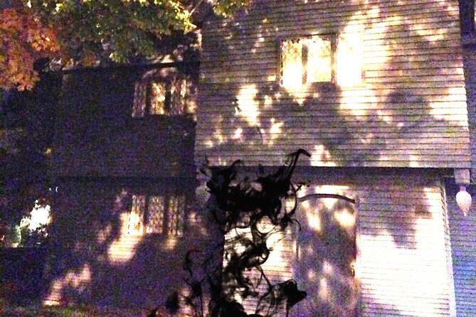 Haunted Footsteps Ghost & Paranormal Salem Tour - Booking and Cancellation