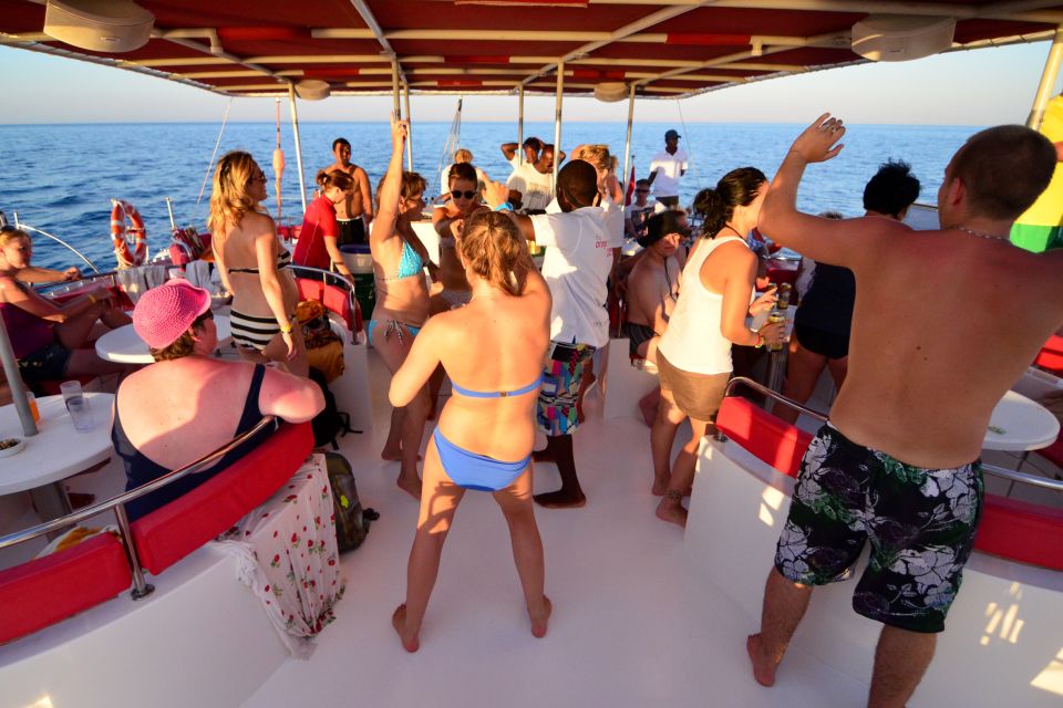 Hurghada: Catamaran Sailing Cruise With Snorkeling and Lunch - Booking and Cancellation Policy