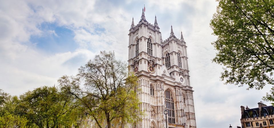 London: App-Based Walking Tour With 30 Stops - Maximizing Your Tour Experience