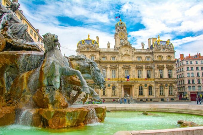 Lyon Old Town Highlights and History Private Walking Tour - Reserve and Pay
