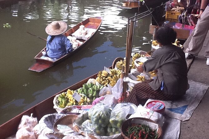 Maeklong Railway Market And Damnoen Saduak Floating Market - Tips for a Great Experience