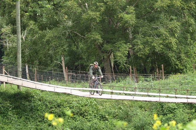 Mountain Bike Adventure to Xunantunich Maya Site in Belize - Experiencing Local Culture