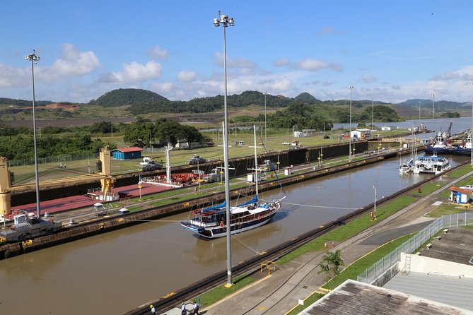 Panama Canal Partial Transit Tour From Panama City - Traveler Reviews