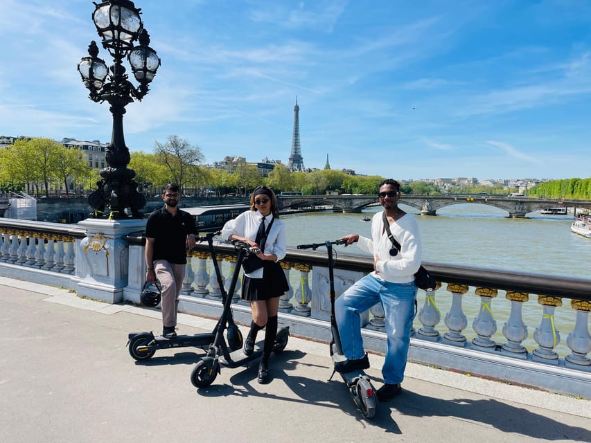 Paris: City Highlights Guided Tour by Electric Scooter - Guided Commentary