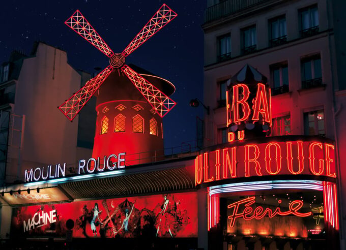 Paris: Eiffel Tower Dinner Cruise With a Moulin Rouge Show - Exploring the Citys Landmarks