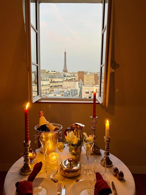 Paris : Private Romantic Dinner With an Eiffel Tower View - Accessibility and Language Options