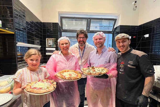 Pizza Cooking Class in Real Pizzeria With Pizza Chef & Tour Guide - Savoring Sicilian Wine and Limoncello