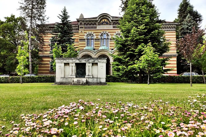 Private City Tour of Sofia - Personalized Service and Knowledgeable Guides