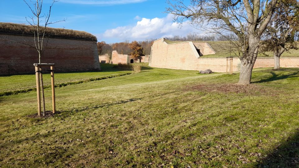 Private Half-Day Tour To Terezin Concentration Camp - Customer Feedback and Ratings