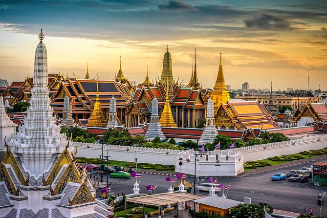 Private Tour: Grand Palace With Emerald Buddha Temple - Tips for a Great Visit