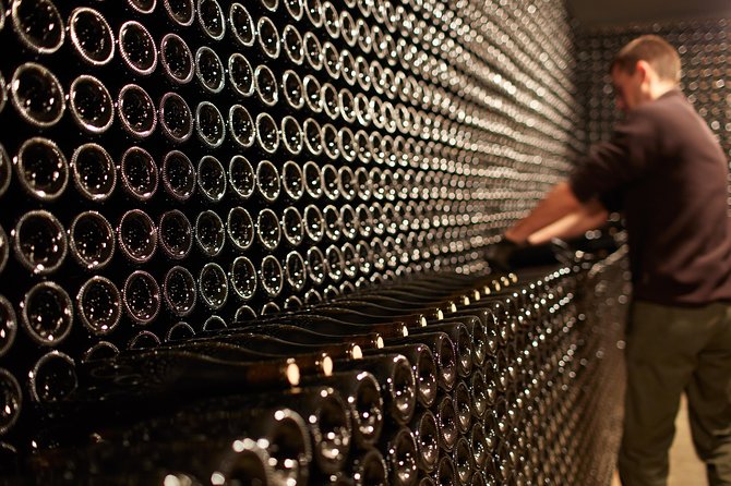 Provence Private Full Day Wine Tour With Wine Tasting - Flexible Booking and Cancellation Policy