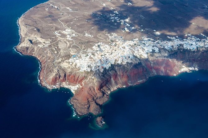 Santorini 30min Helicopter Tour - Helicopter Specifications