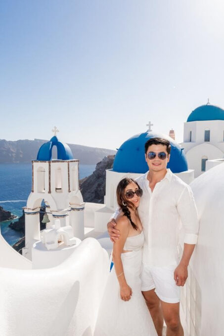 Santorini Photoshoot With Blue Domes & Caldera View - Booking and Reservation Details