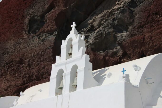 Santorini : Private Guided Highlights Tour - Exploring Santorinis Iconic Sights