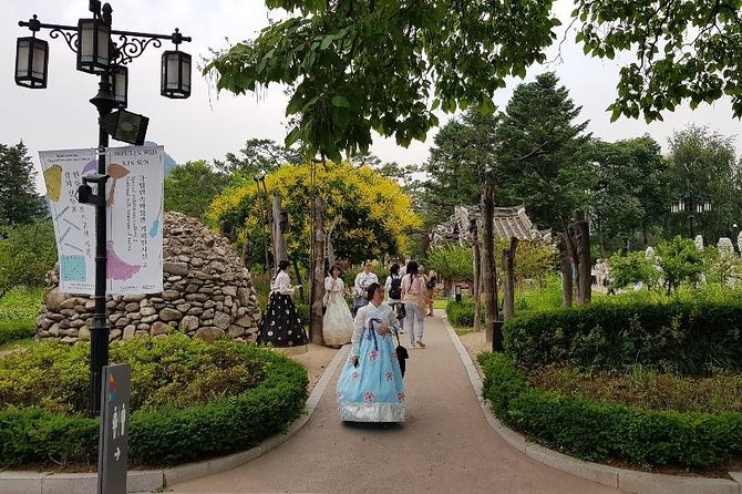 Seoul City Walking Private Tour (3hours) - Tips for Participants