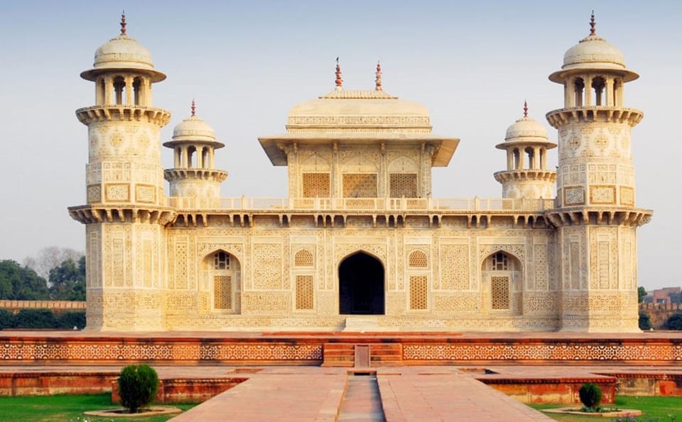 Delhi to Agra: From the Taj Mahal to Hidden Gems in 1 Day - The Sum Up