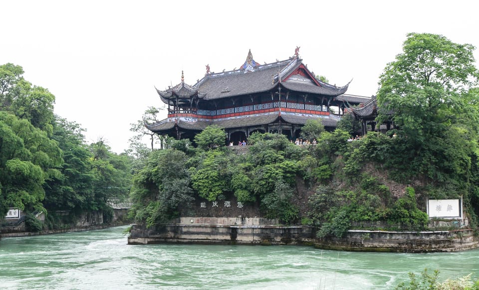 Dujiangyan: Irrigation System & Qingcheng Mountain Day Tour - Frequently Asked Questions