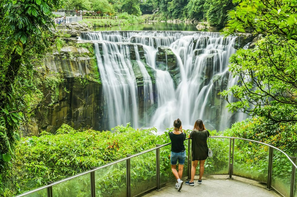 🚢 Keelung Cruisers Choice: Jiufen & Shifen Private Tour - Frequently Asked Questions