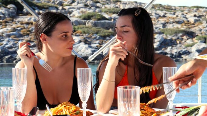 Heraklion: Dia Island Small Group Catamaran Cruise With Meal - Frequently Asked Questions