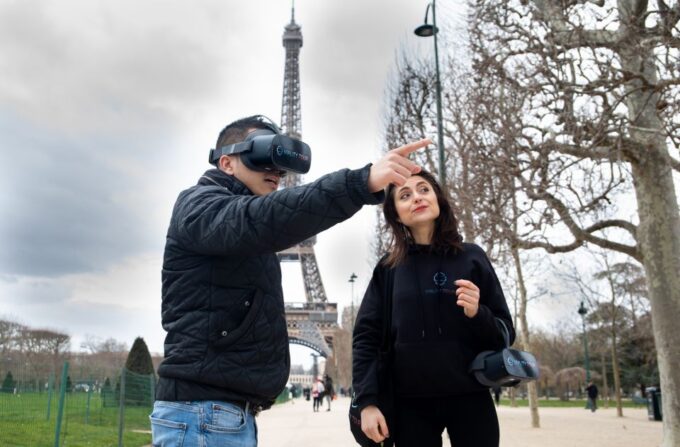 Paris : Immersive Eiffel Tower Tour With Virtual Reality - Frequently Asked Questions
