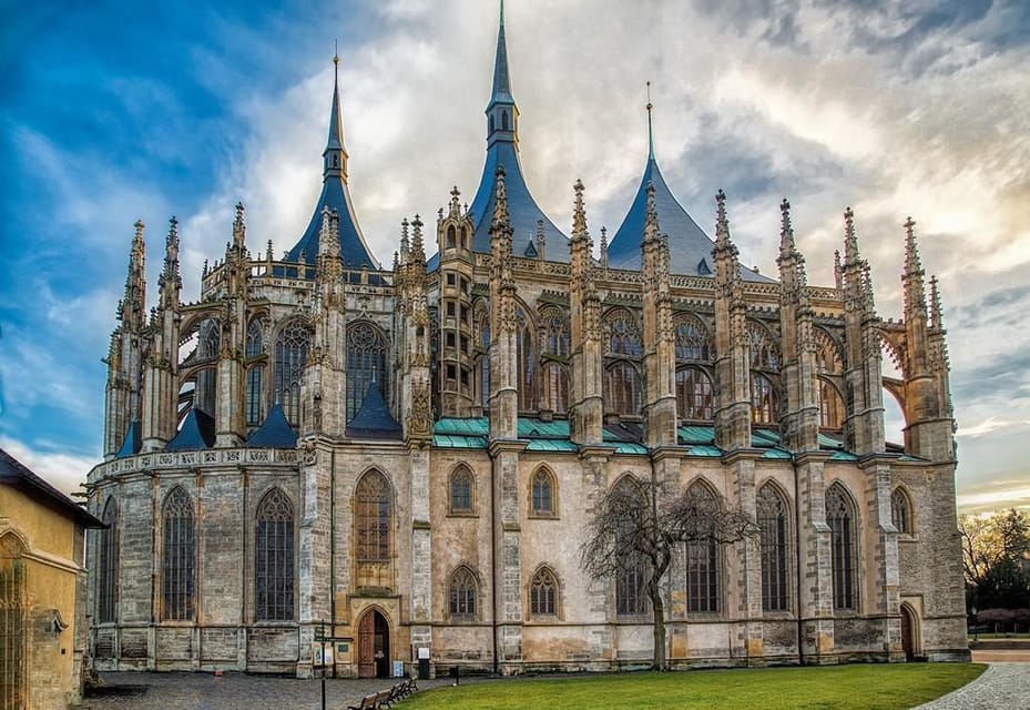 Prague: Kutná Hora and Bone Church With Round-Trip Transfer - Frequently Asked Questions