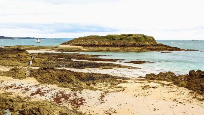 Saint-Malo: Self-guided Smartphone Tour of the Old Town - Frequently Asked Questions