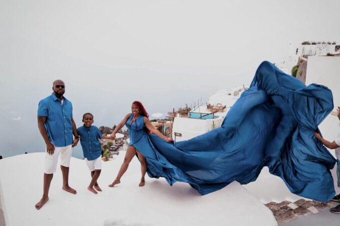 Santorini: Private Flying Dress Photoshoot - Frequently Asked Questions