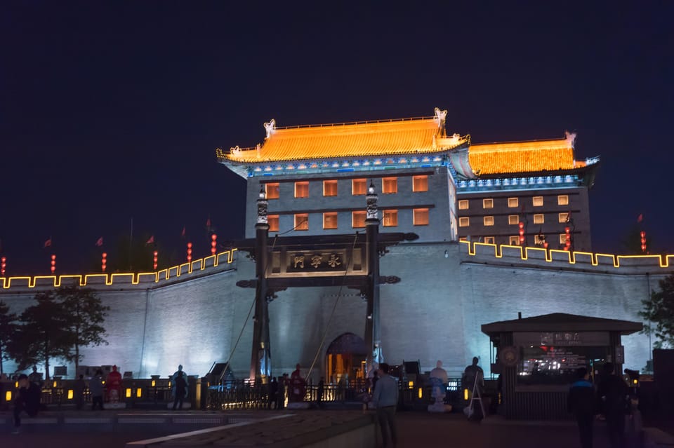 Xian: City Wall&Old Town Walking Tour W/ 10+ Food Tasting - The Sum Up