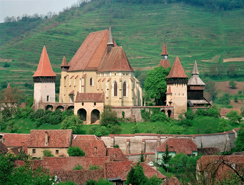 A Journey Through the Middle Ages Plus a Traditional Meal. - Good To Know