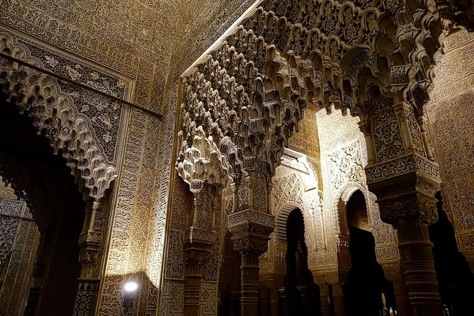 Alhambra Night Visit (8 People) - Good To Know