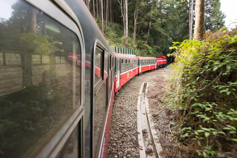 Alishan: Private Transfer to and From Chiayi City - Key Points