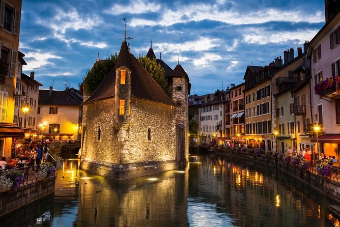 Annecy Private Walking Tour Review - Key Points