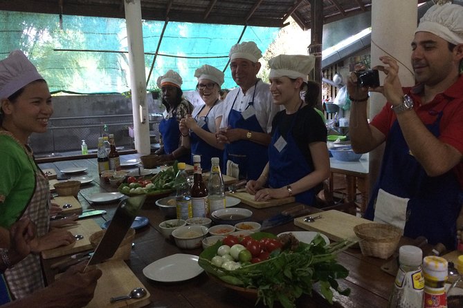 Baan Hongnual Cookery Session and Market Visit With Lunch - Good To Know