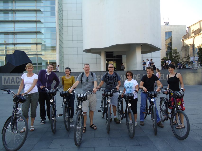 Barcelona Highlights Bike Tour: Cycle Along the Beach! - Good To Know