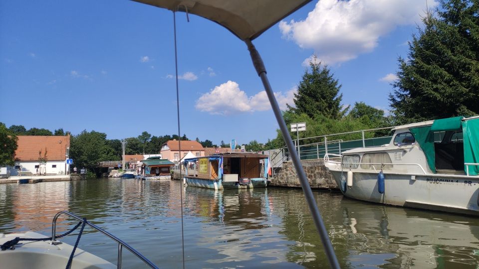 Batuv Kanal - Boatride and Wine (From Vienna and Bratislava) - Good To Know