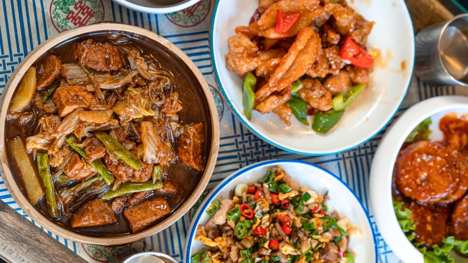 Beijing: Hidden Gems Guided Food Tour With Beer and Tastings - Good To Know