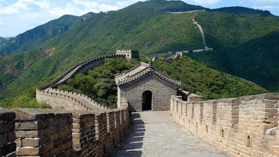 Beijing: Trip to Mutianyu Great Wall by Zanbus - What to Bring and Meeting Point