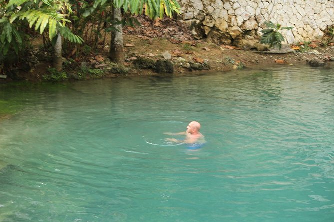 Blue Hole Mineral Garden - Good To Know