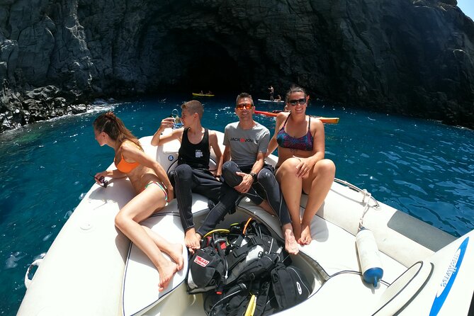 Boat Excursion to Visit Underwater Lava Tongues - Good To Know