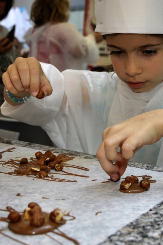 Bruges: Chocolate Making Workshop and Chocolate Museum Entry - Good To Know