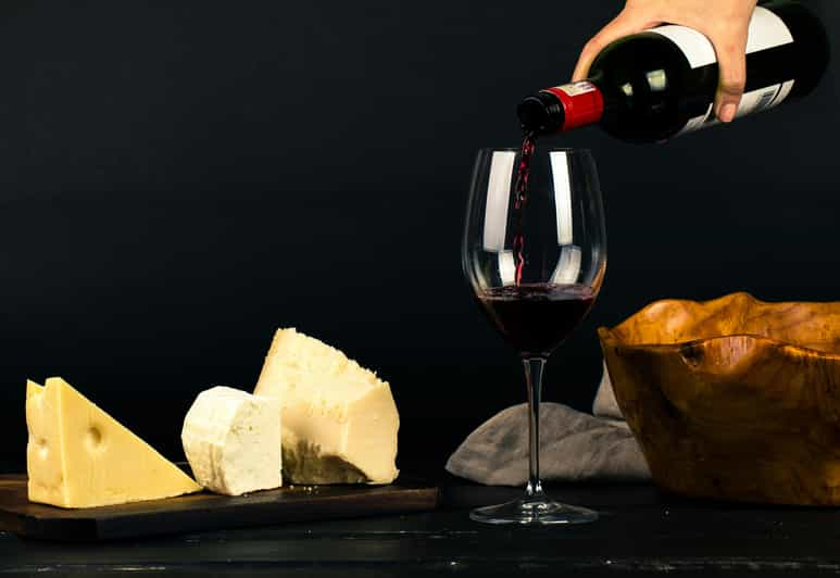 Bucharest: Private Wine Tasting and Cheese Platter - Good To Know