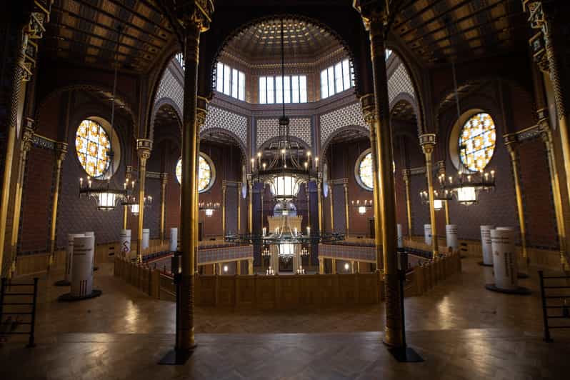 Budapest: Castle District and Jewish Quarter Walking Tour - Good To Know