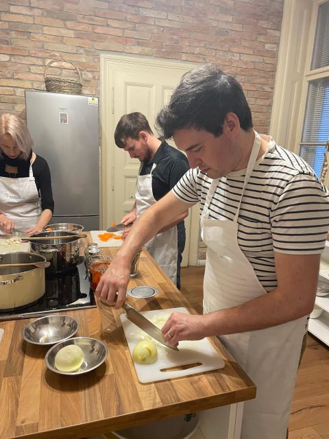Budapest: Hungarian Cooking Class With a Professional Chef - Good To Know
