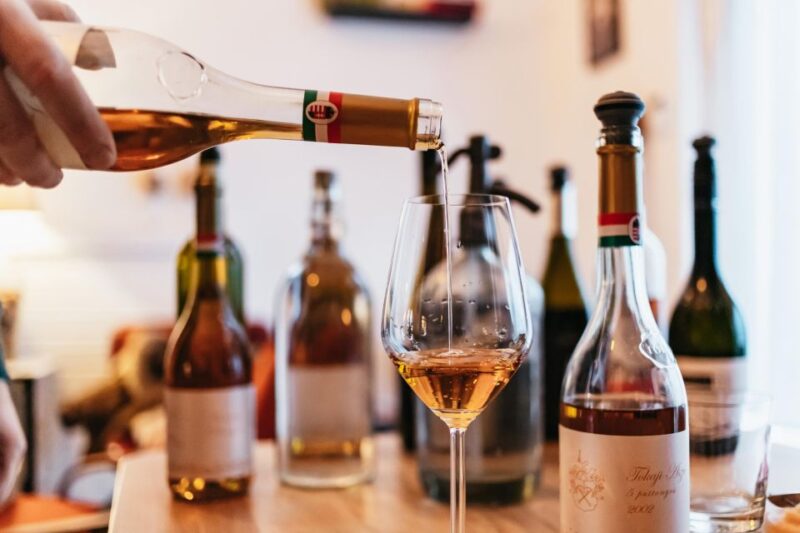 Budapest: Hungarian Wine Tasting With 7 Wines and Tapas - Good To Know