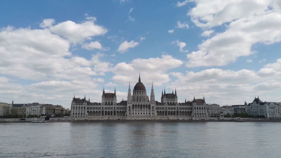 Budapest: Private Bike Tour With Bike Delivery to Hotel - Good To Know