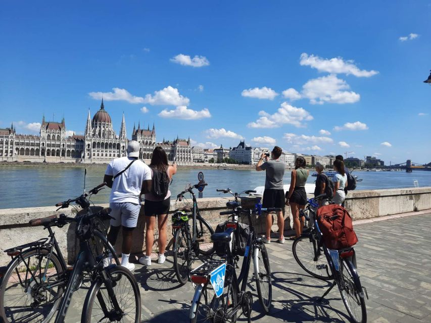 Budapest Wheels & Meals Bike Tour With a Hungarian Goulash - Good To Know