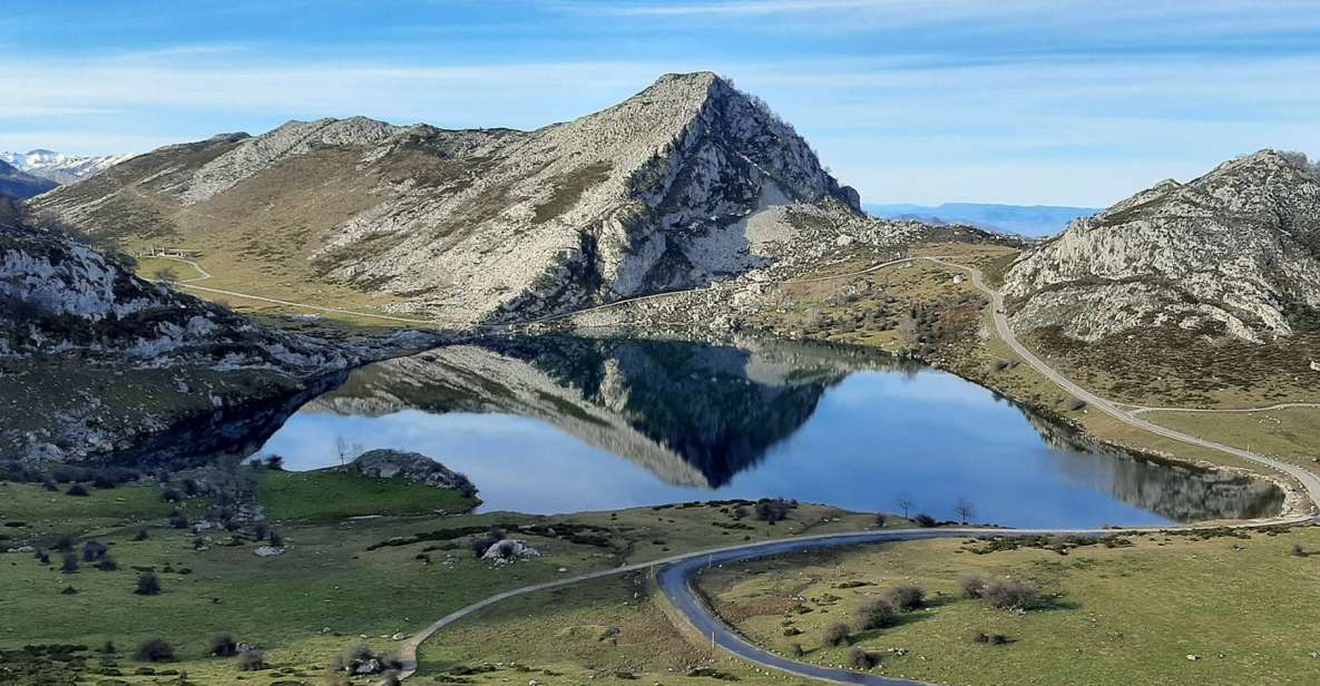 Cangas De Onís: Lakes of Covadonga Guided Tour - Good To Know