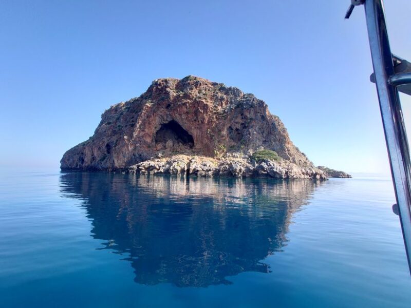 Chania: Boat Cruise to Agioi Theodoroi and Lazaretta Island - Good To Know