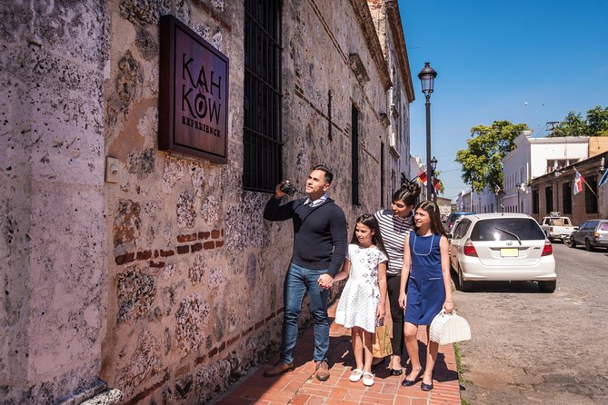 Chocolate-Making Experience & Colonial Zone Walking Tour - Experience Overview